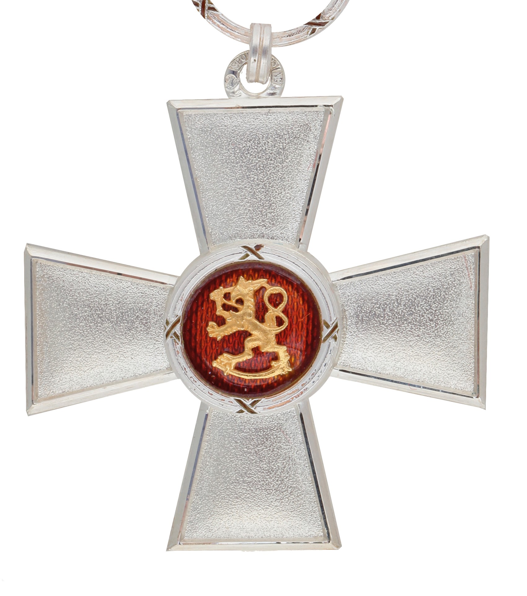 Valkeakosken ammattiopisto, VAAO, kuvassa Suomen Leijonan ritarikunnan ansioristi (SL-Ar)